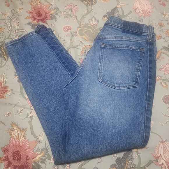 Abercrombie & Fitch The Mom High Rise Jeans Size 6/28 - Picture 1 of 7